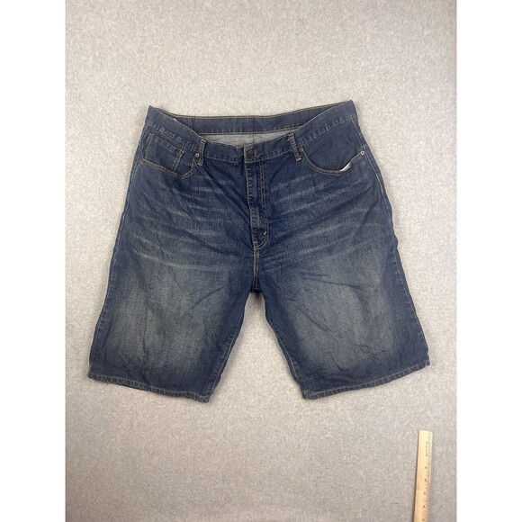 Men's Levi 569 Loose Straight Below Knee Denim Shorts Size 42  Waist - Picture 6 of 12